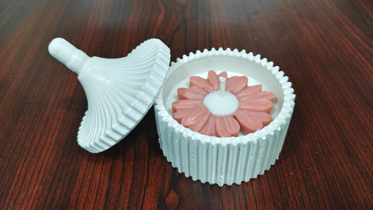 Aesthetic Flower Jar Candle